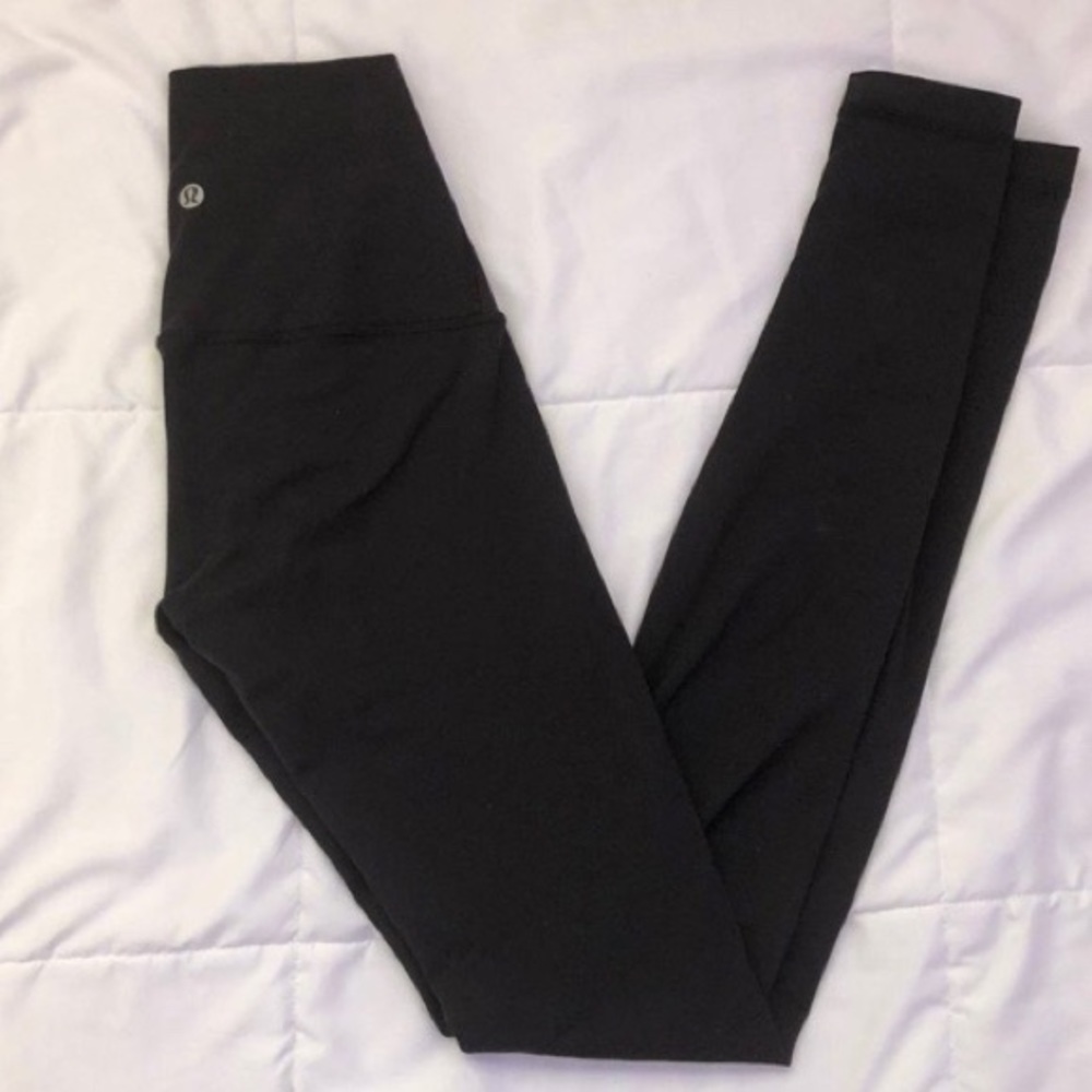 Lululemon black leggings